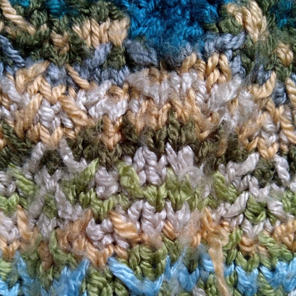 close view of slipped stitch knitting pattern stripes