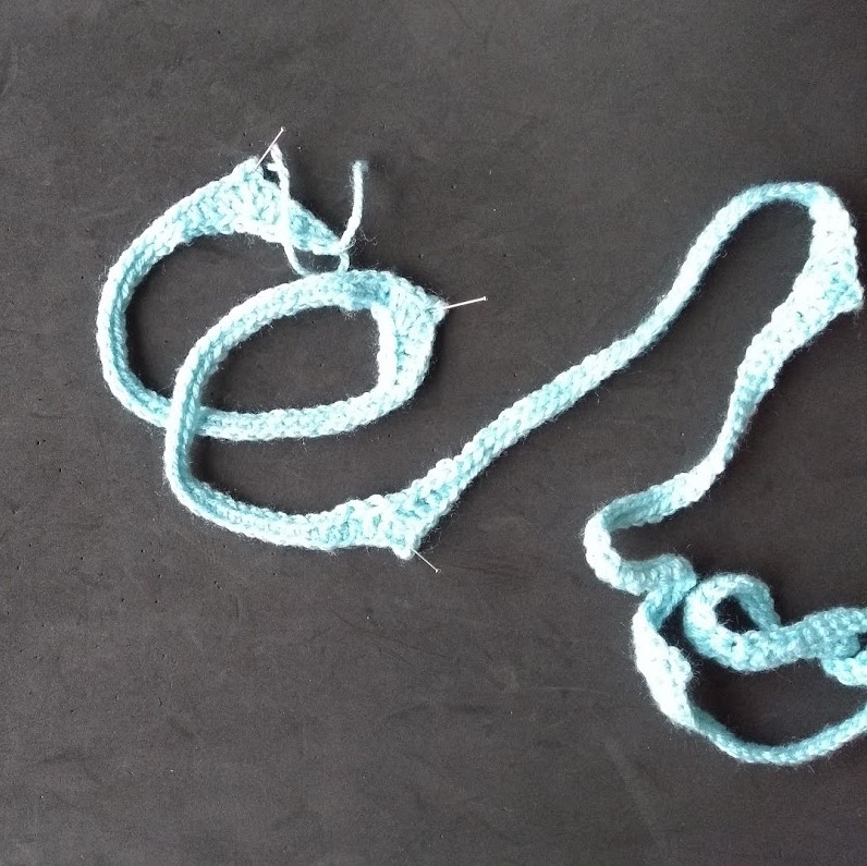 instructions for weaving celtic knot crochet motif